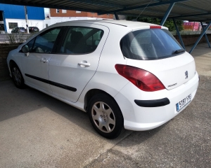 Subasta online de PEUGEOT 308 MATRICULA 5191FYG, AÑO DE MATRICULACIÓN 12/2007