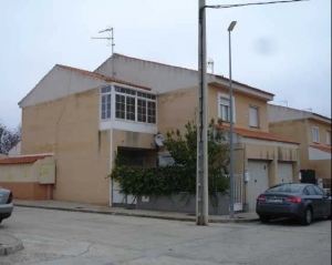 Subasta online de Parcela y vivienda sita en la localidad de Nambroca (TOLEDO), C/ Era Alta, nº 13.